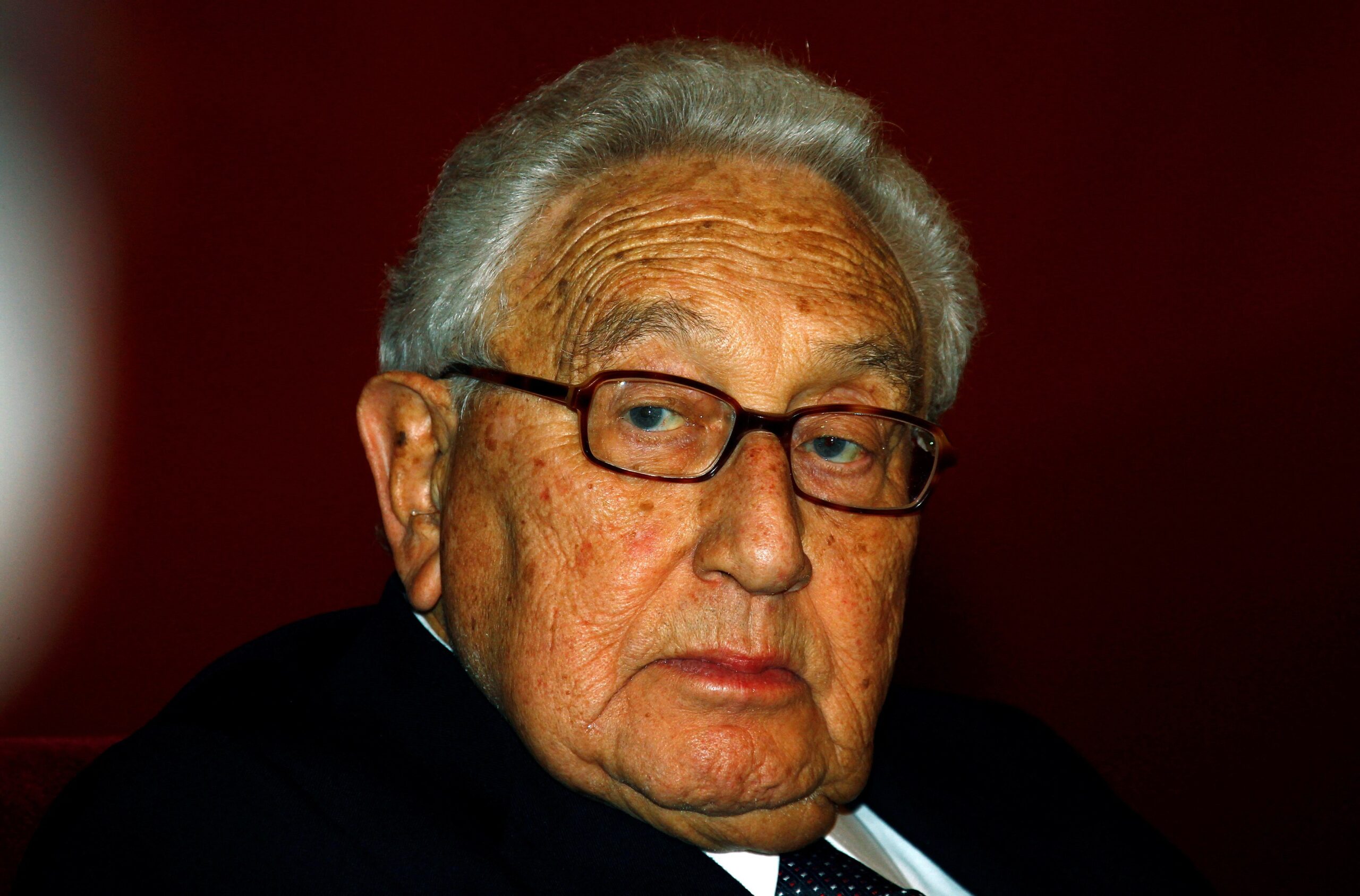 Kissinger apoiou ditaduras e trabalhou para transformar Brasil em aliado dos EUA na Guerra Fria