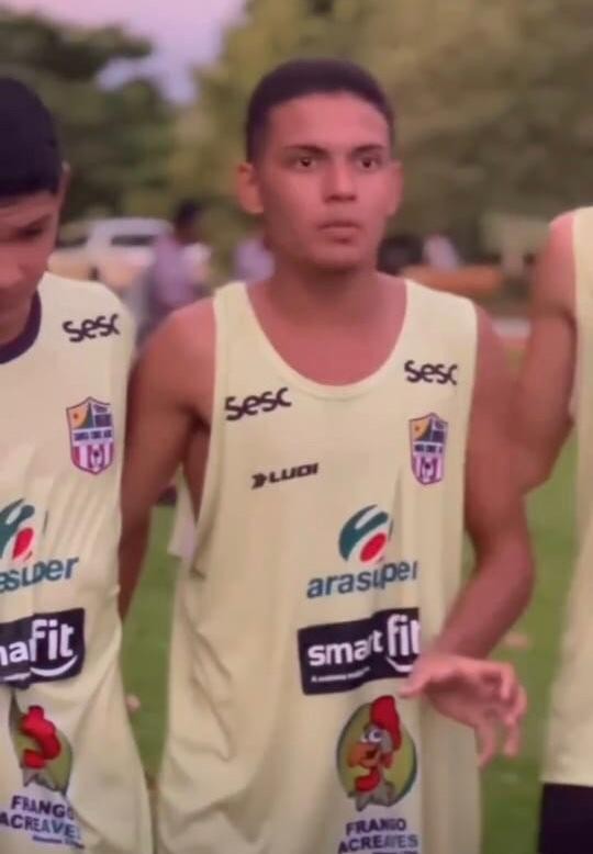 Treinador de jogador que foi assassinado no AC exalta atleta e diz que família está em choque