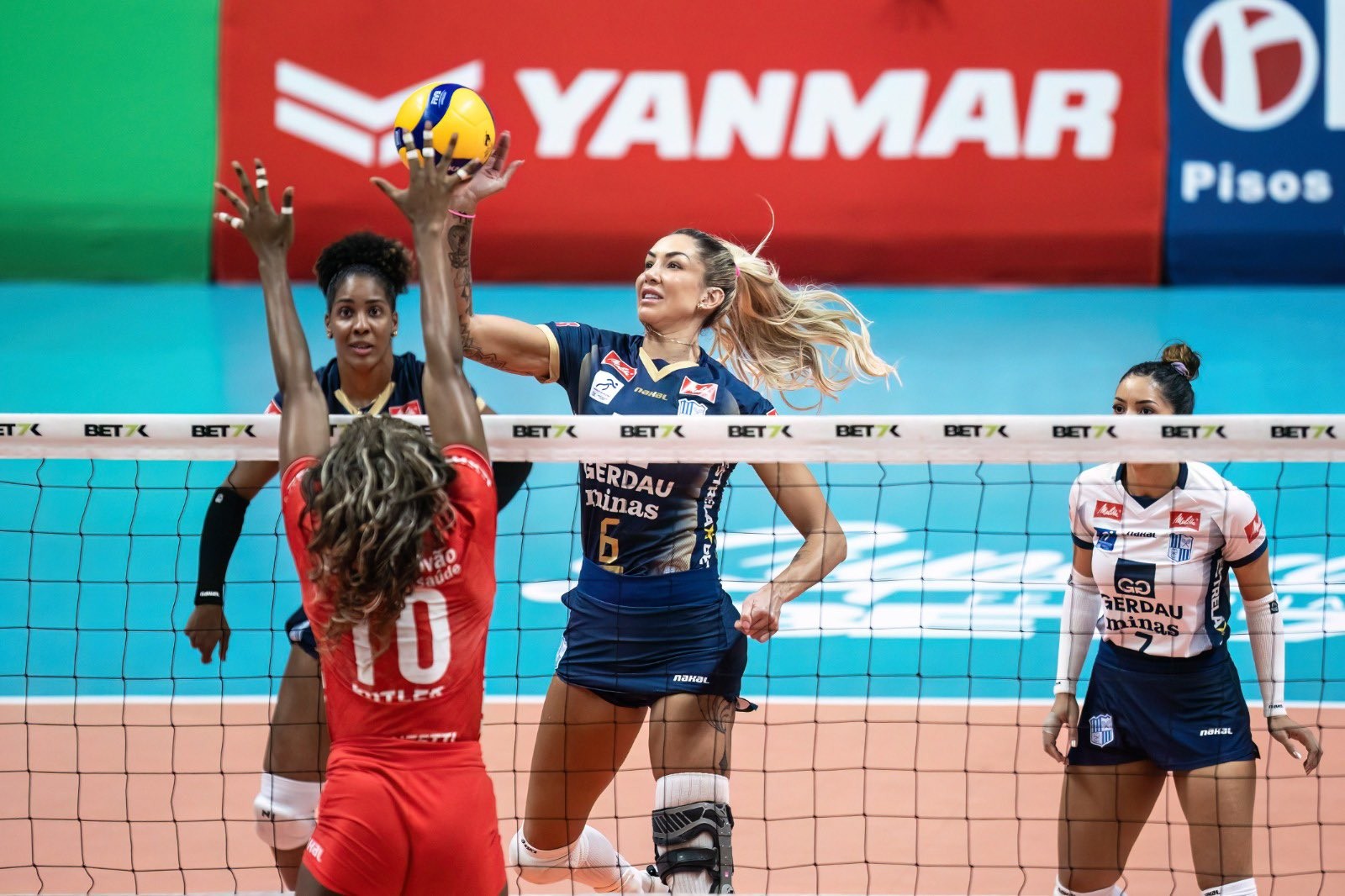 Semifinal da Superliga feminina ao vivo: Minas x Osasco