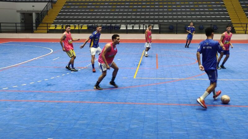 Pulga treina na Arena visando jogo de volta contra o Deportivo na primeira fase da Copa do Brasil de Futsal