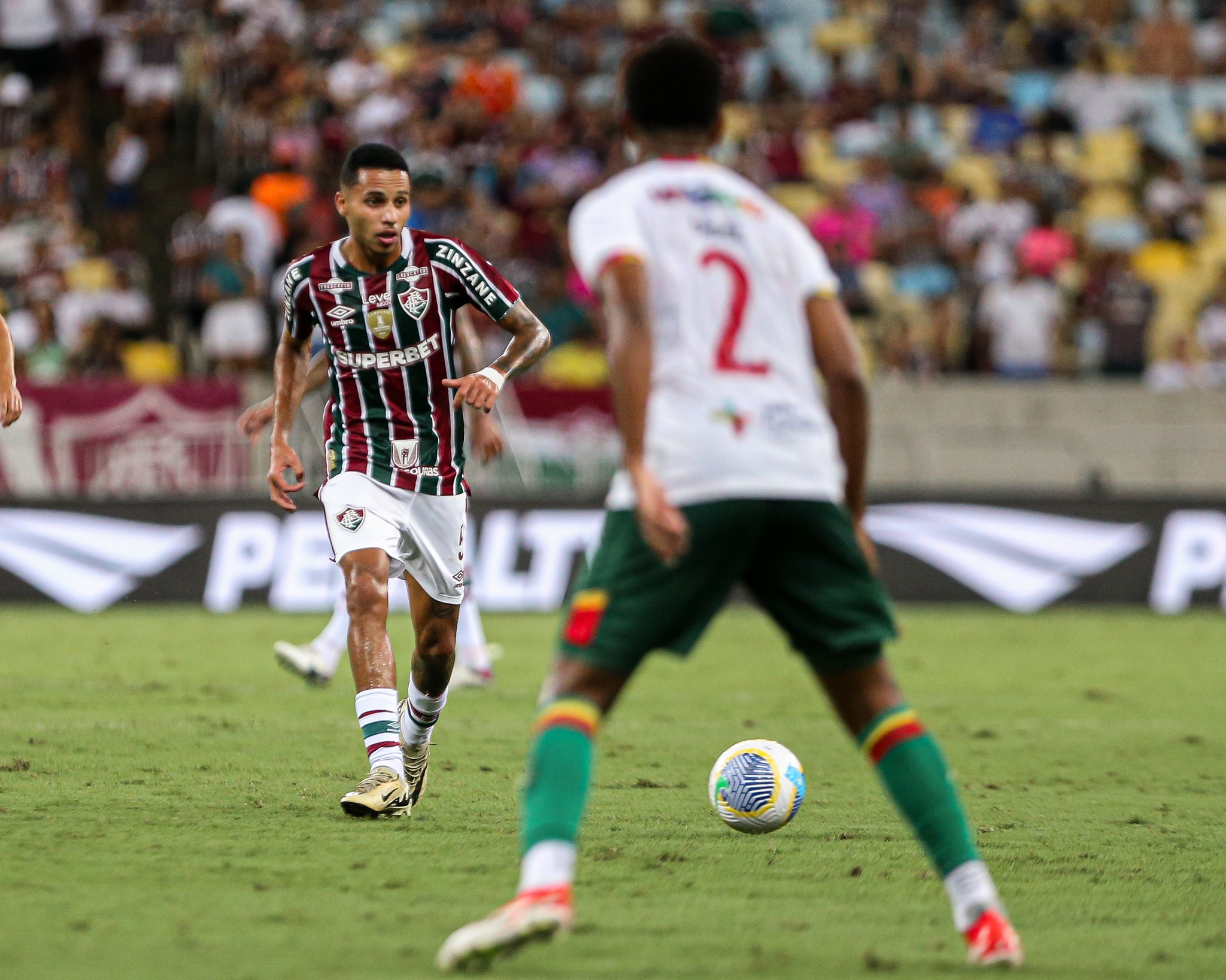 Alexsander ganha moral com Diniz e emplaca sequência em classificação do Fluminense