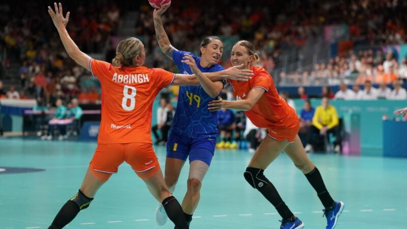 Olimpíadas 2024: Brasil perde para a Holanda no handebol feminino e ameaça classificação