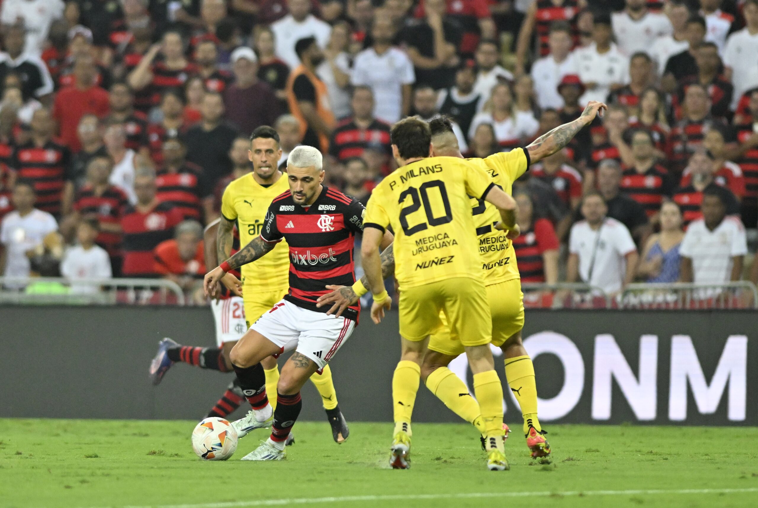 Arrascaeta diz que Flamengo não soube jogar após o gol sofrido: “A gente se descontrolou”