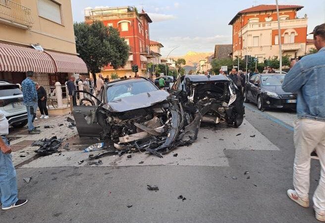 Brasileira mata 2 após atropelar 7 pessoas na Itália; ela está em prisão domiciliar após exames toxicológicos darem negativo