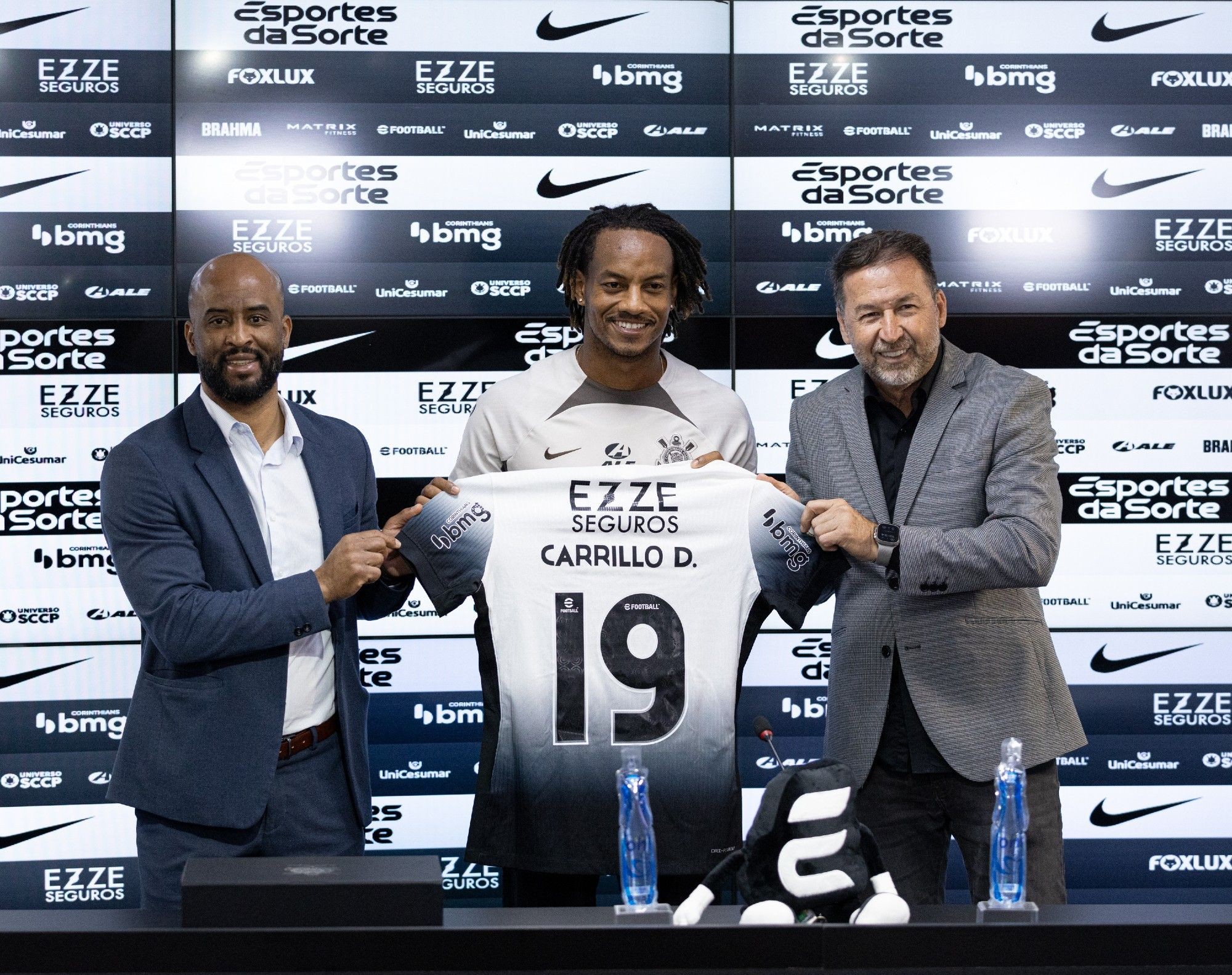 André Carrillo explica escolha pelo Corinthians e revela que pegou dicas com Guerrero e Ramírez