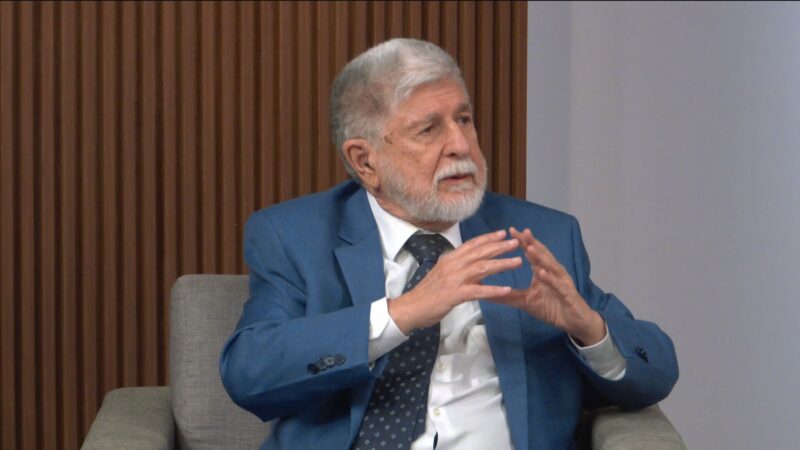 Celso Amorim afirma que posição da Venezuela é preocupante e diz estar ‘chocado’ decisão de revogar custódia da embaixada argentina