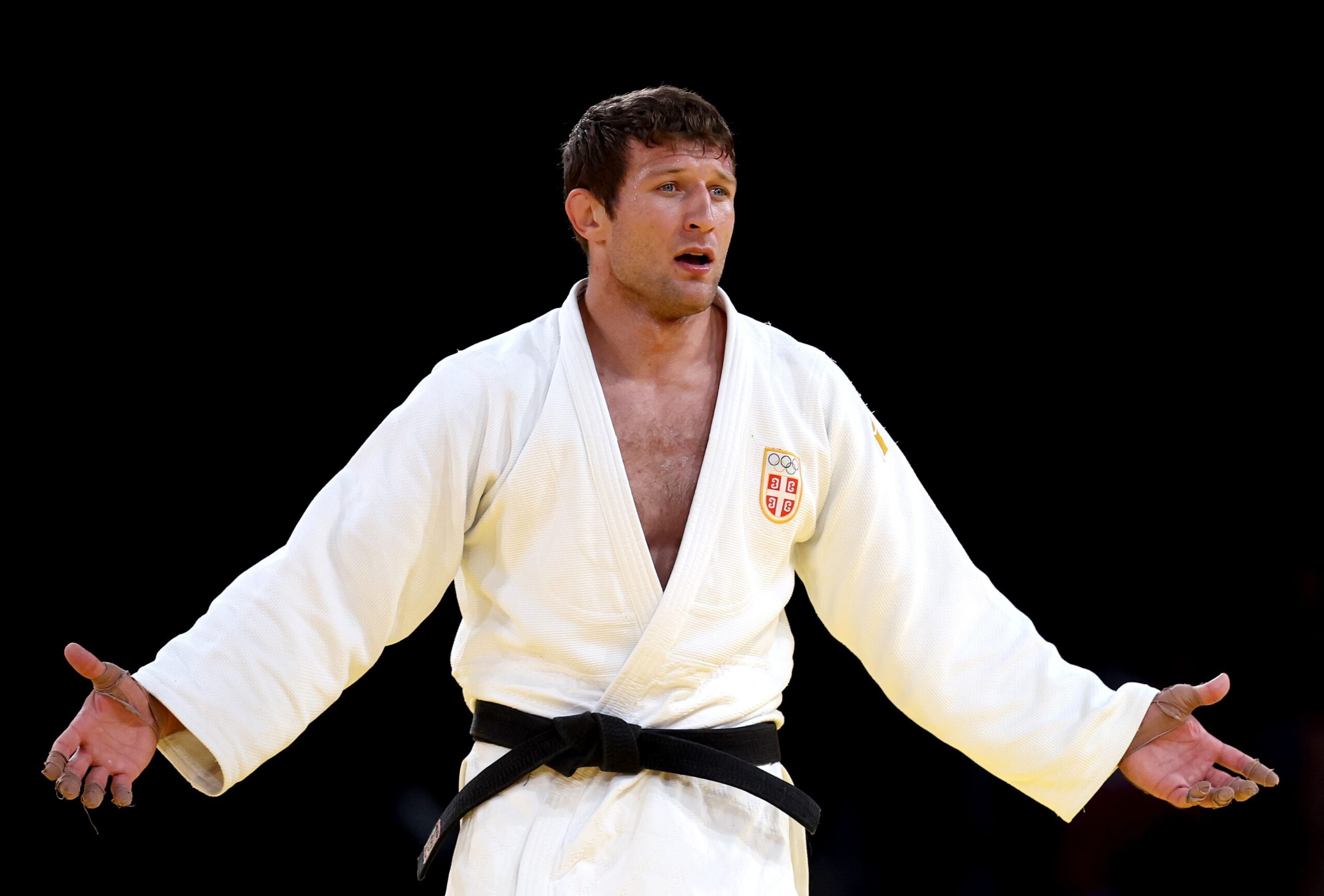 Judoca sérvio recebe suspensão de cinco meses por fazer sinal da cruz nas Olimpíadas