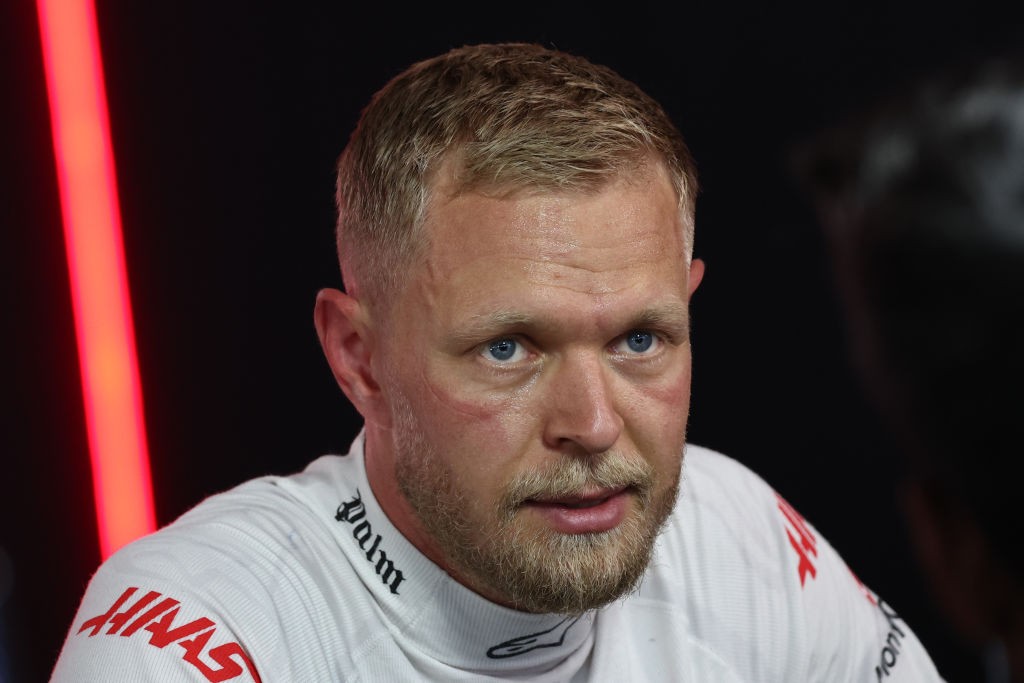 Magnussen será suspenso por uma corrida e perderá GP do Azerbaijão