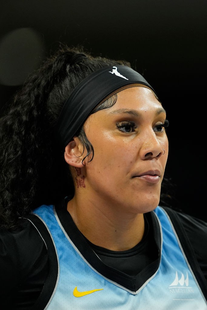 Kamilla Cardoso fica fora dos playoffs em sua 1ª temporada na WNBA