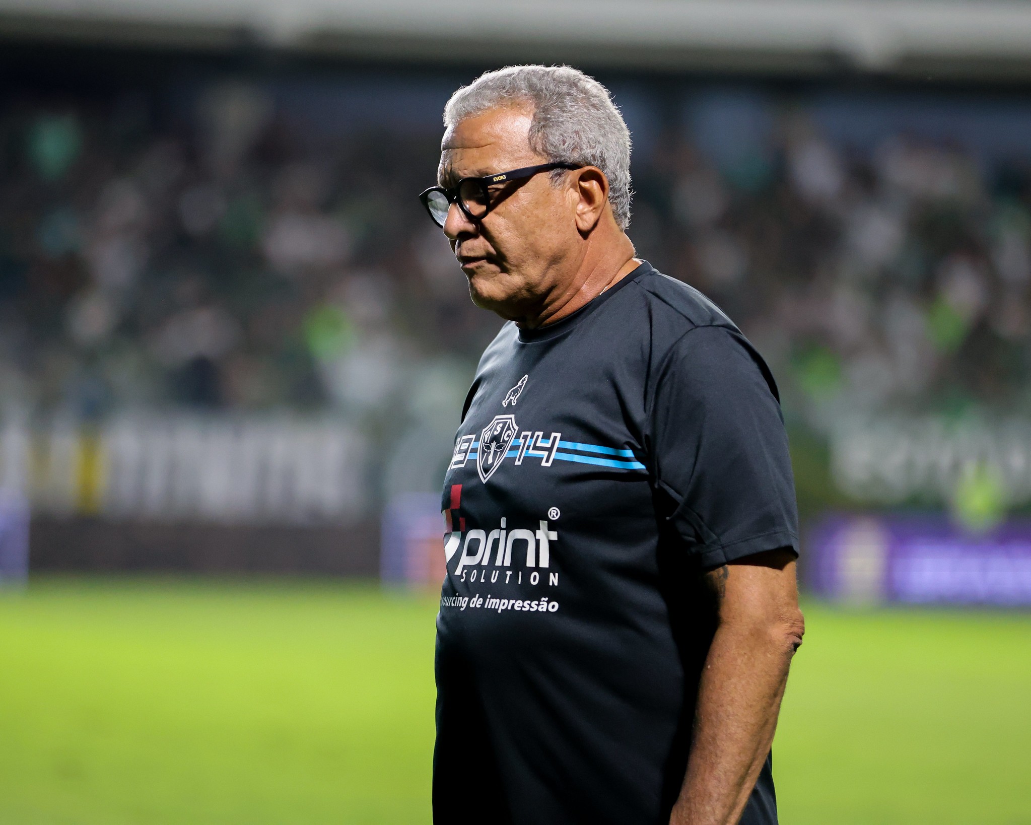 Hélio dos Anjos fala sobre empate diante do Goiás e comenta sobre Esli Garcia: “Jogador de lance isolado”