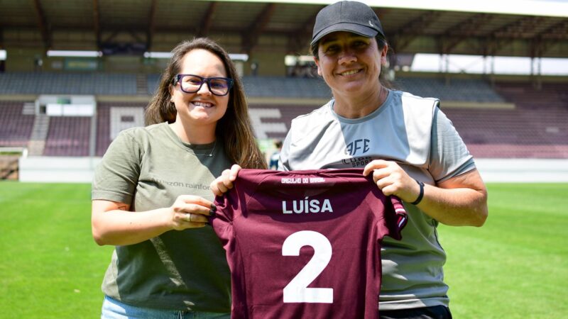 Jéssica completa 2 anos na Ferroviária e se torna técnica mais longeva do Brasileiro Feminino