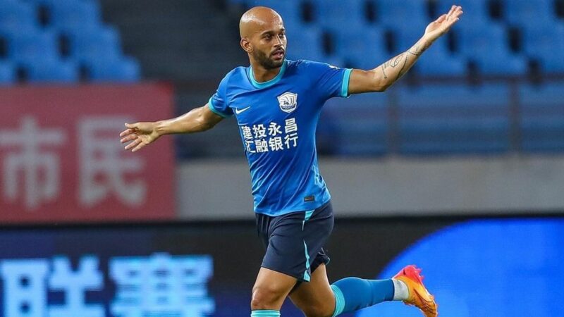 “É um ano de afirmação aqui no futebol da Ásia”, afirma rondoniense artilheiro de clube na China