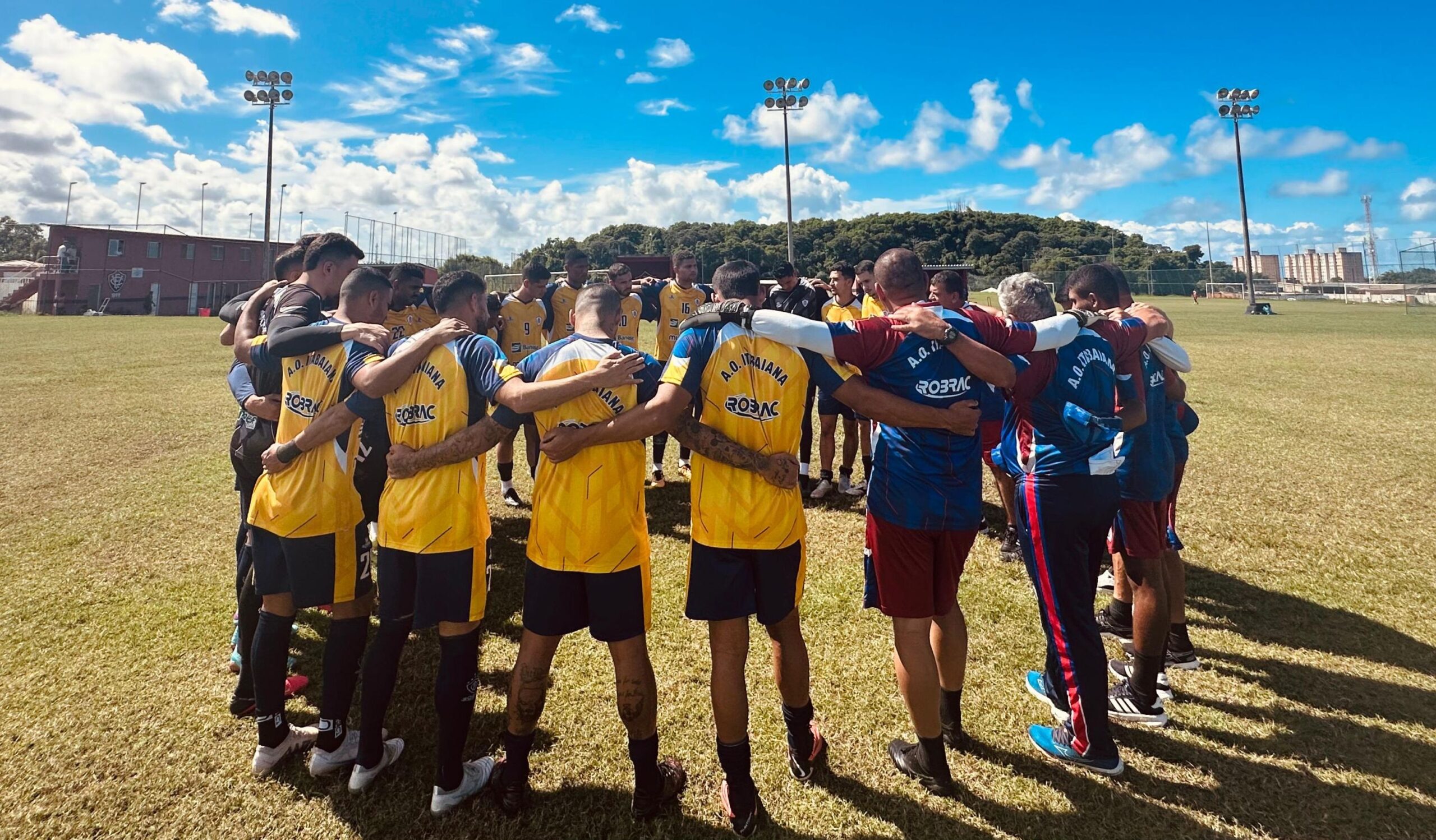 Itabaiana retoma trabalhos da semana para encarar jogo que vale vaga na final da Série D