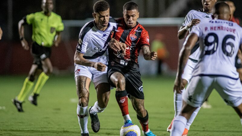 Análise: Vitória coloca ditado em prática em derrota para o Vasco que afunda o time no Z-4