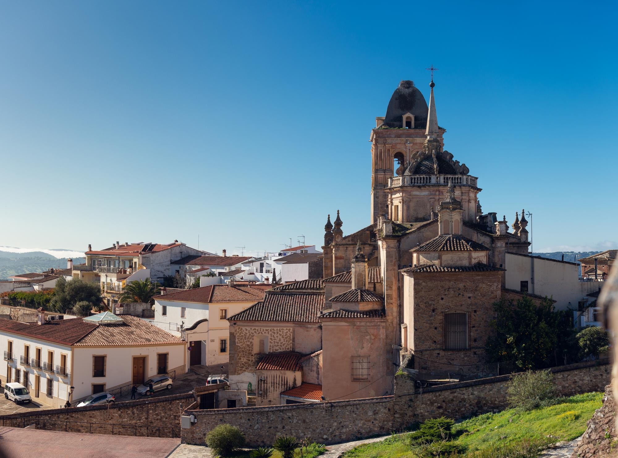 Programa que pagará até R$ 92 mil para trabalhador remoto morar na Espanha abre inscrições