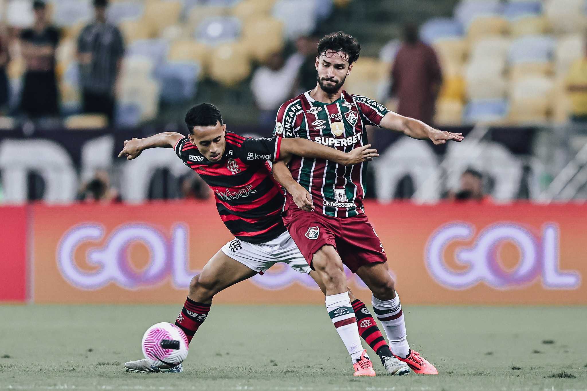 Após assistência no Fla-Flu, Martinelli expõe trabalho psicológico em meio a críticas no Fluminense