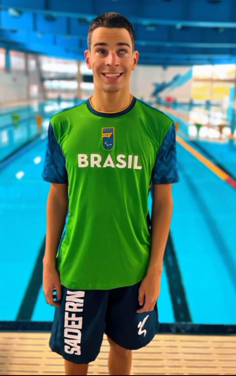 Nadador potiguar representa o Brasil na maior competição escolar do mundo