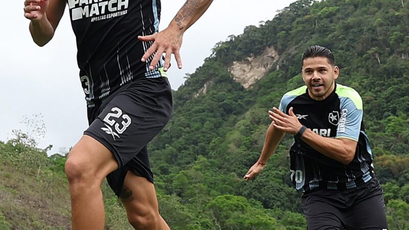 Escalação do Botafogo: com vantagem, Artur Jorge deve usar time misto contra o Peñarol