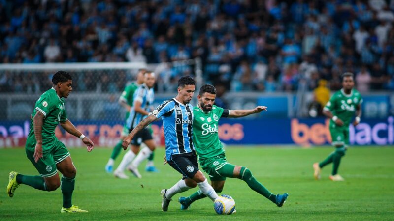 Atuações: zagueiros vão mal, e Marchesín salva o Grêmio em empate com o Juventude