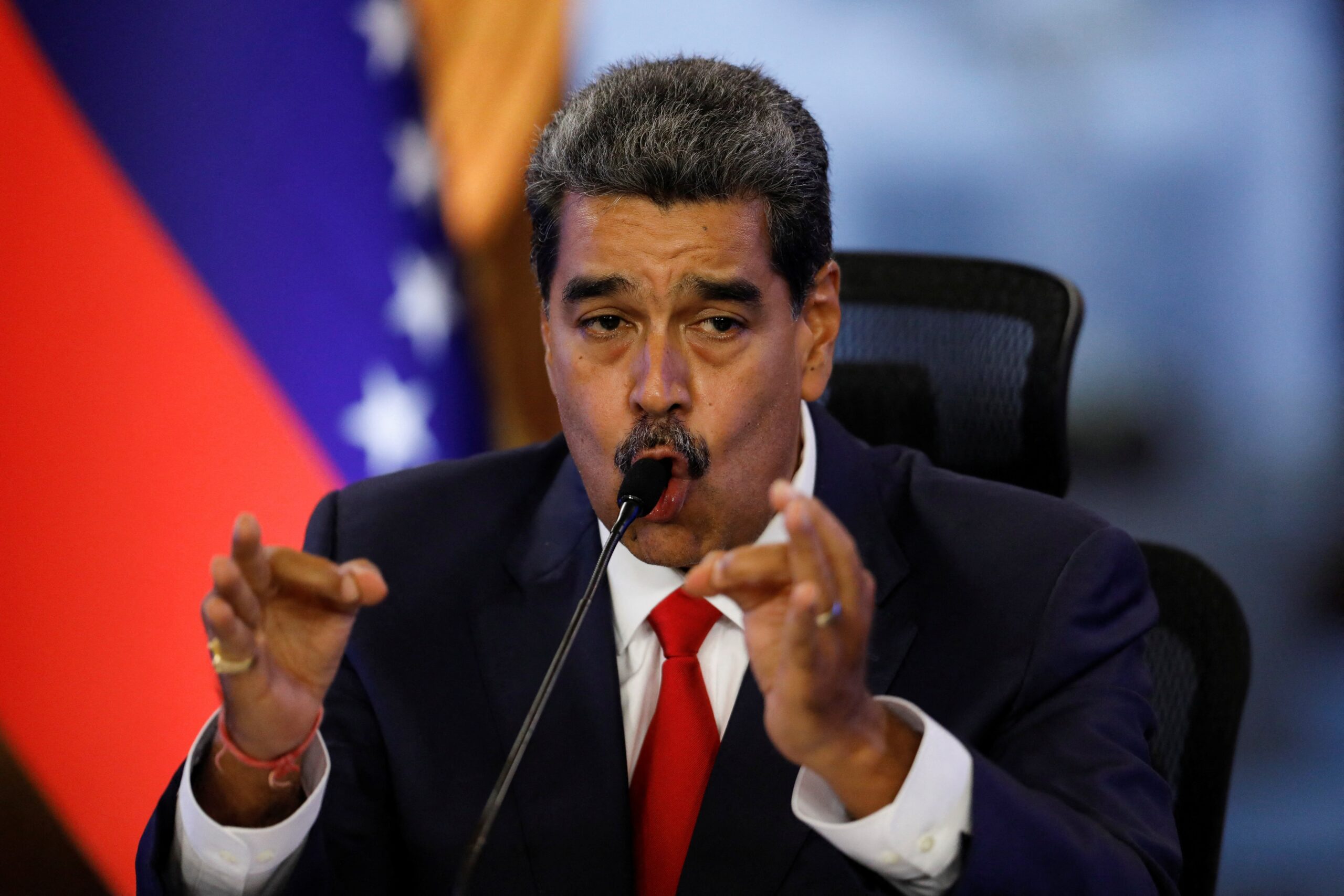 Maduro dá 72 horas para TikTok retirar desafios do ar após mortes de duas crianças na Venezuela