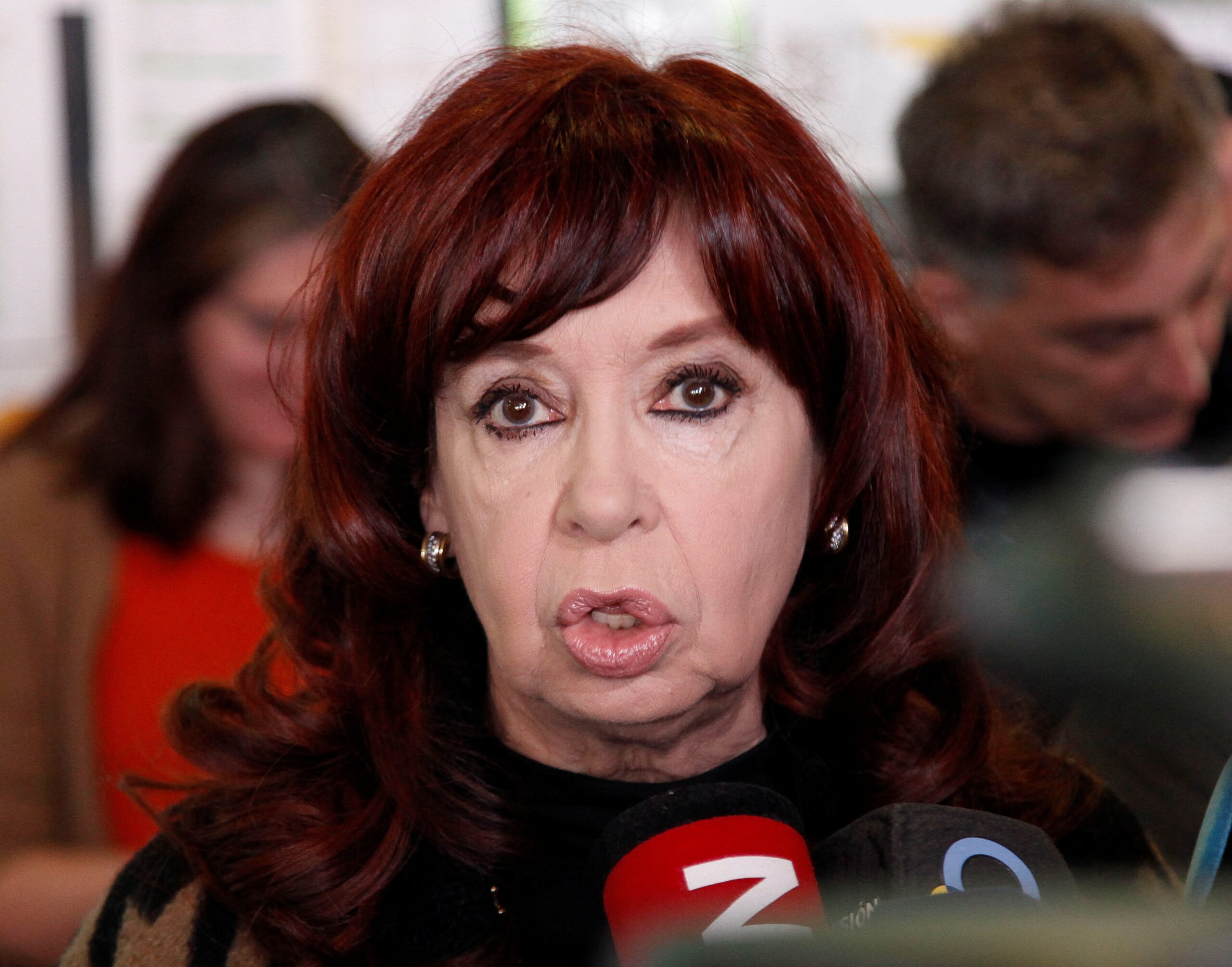 Ex-presidente Cristina Kirchner irá a julgamento na Argentina por acobertar iranianos em atentado