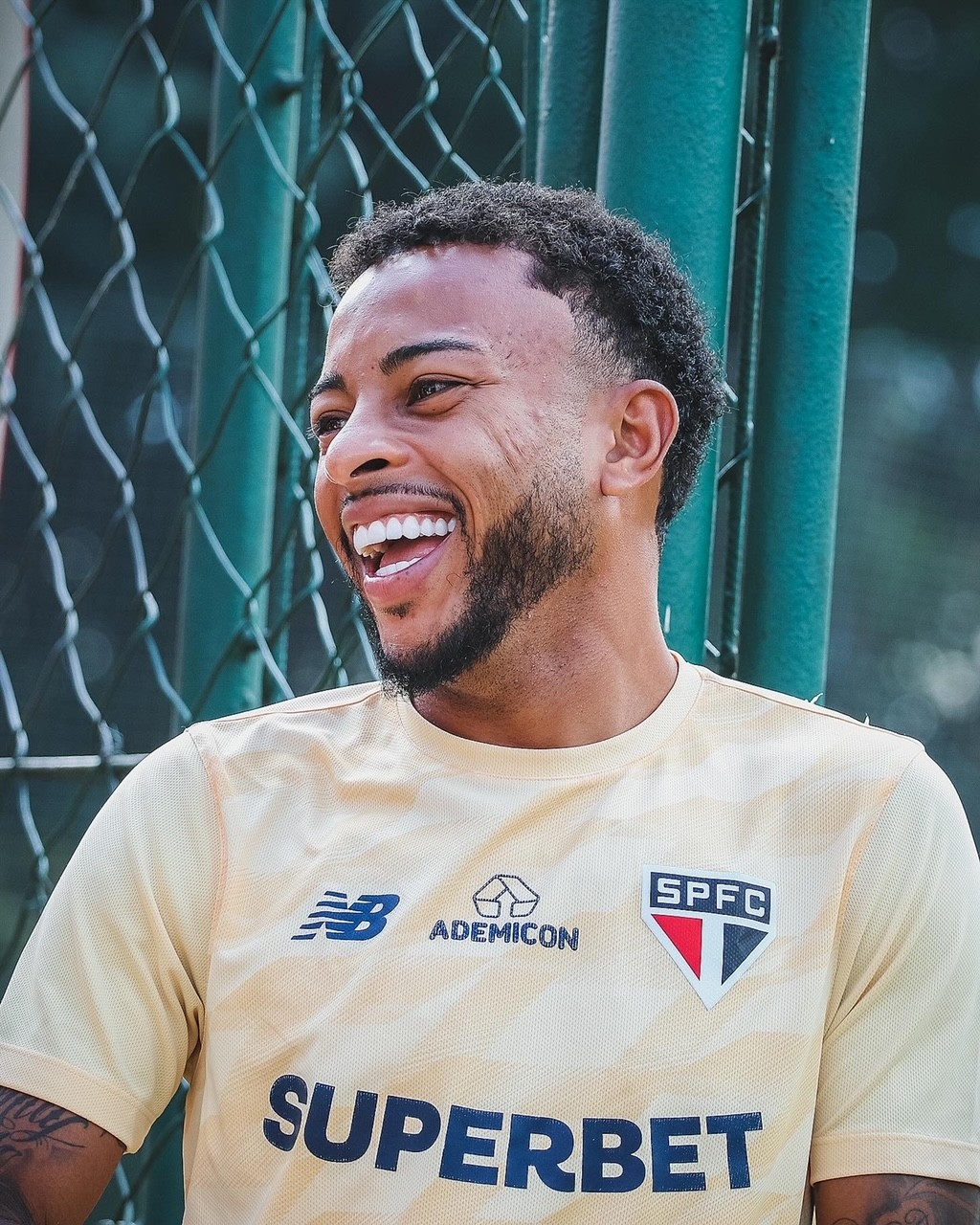 Rumo à Inglaterra, Welington se despede do São Paulo neste sábado