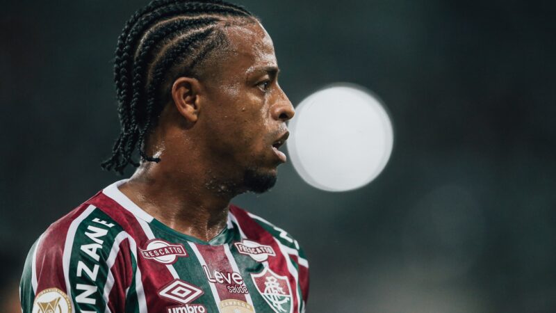 Fluminense acerta renovação com Keno até o fim de 2026