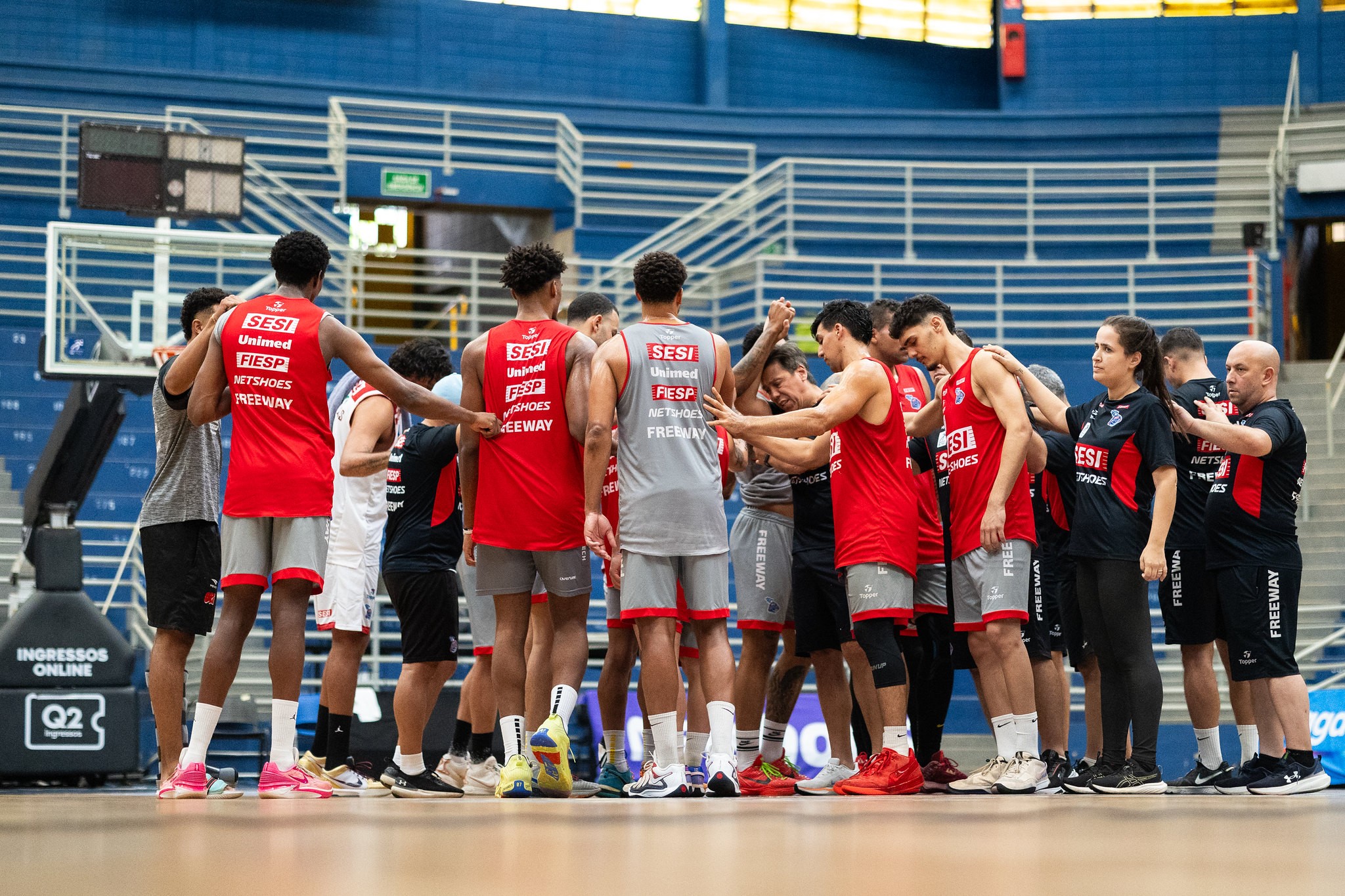 Franca encara dupla do G-4 do NBB e Champions antes de estreia na Copa Super 8, em janeiro