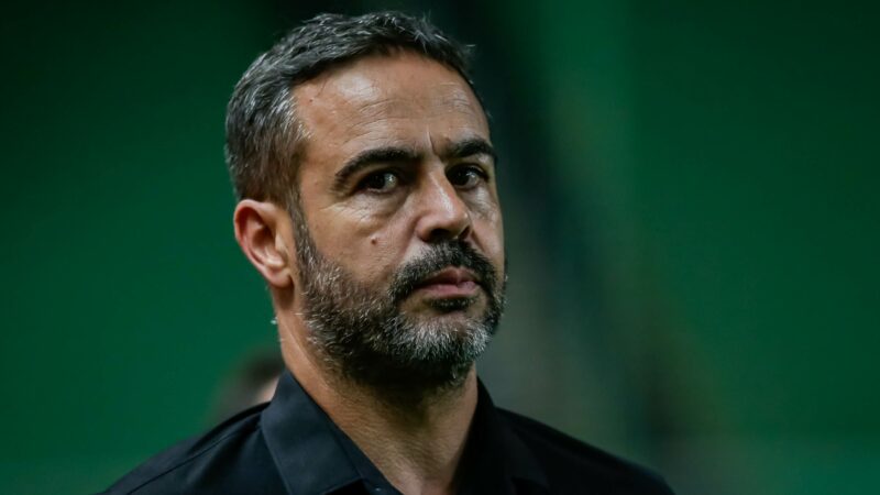 Artur Jorge deixa futuro em aberto no Botafogo: “Estou a avaliar onde será o meu ano de 2025”