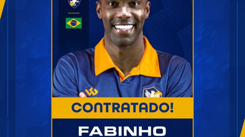 Retrô oficializa contratação do volante Fabinho, ex-Sport, Botafogo e Internacional