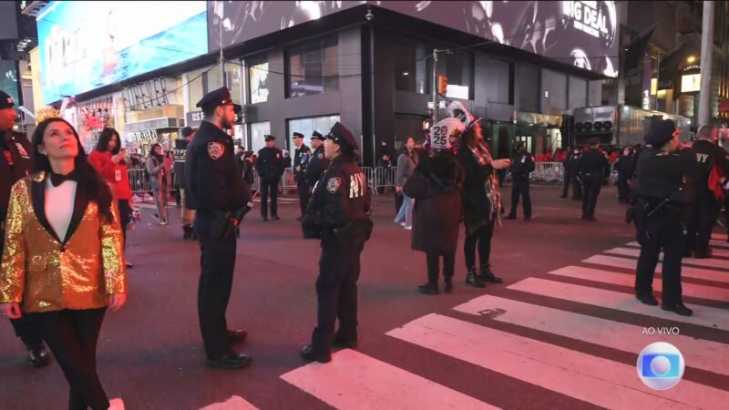 Festa de Ano Novo na Times Square completa 120 anos