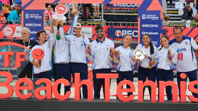 Atleta de Santos comanda seleção brasileira juvenil no Mundial de Beach Tennis