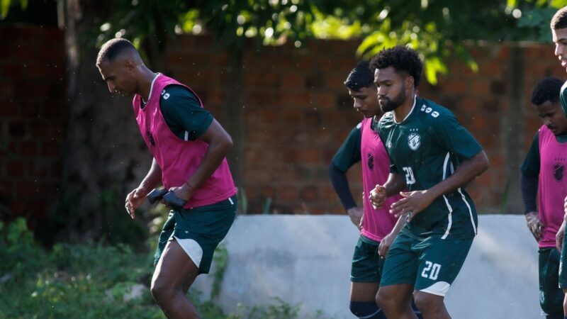 Altos realiza penúltimo treino antes de amistoso com baixa na defesa; veja programação do clube