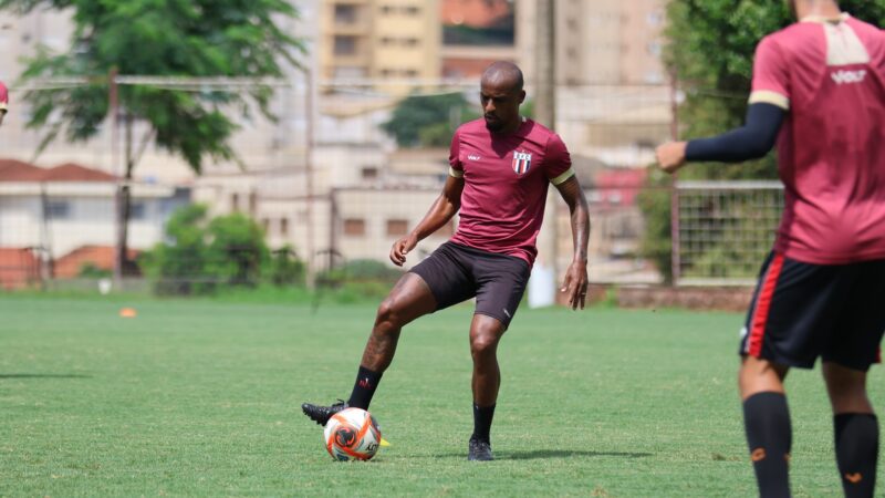 Jeferson celebra retorno ao Botafogo-SP após 5 temporadas: “Me sinto em casa”