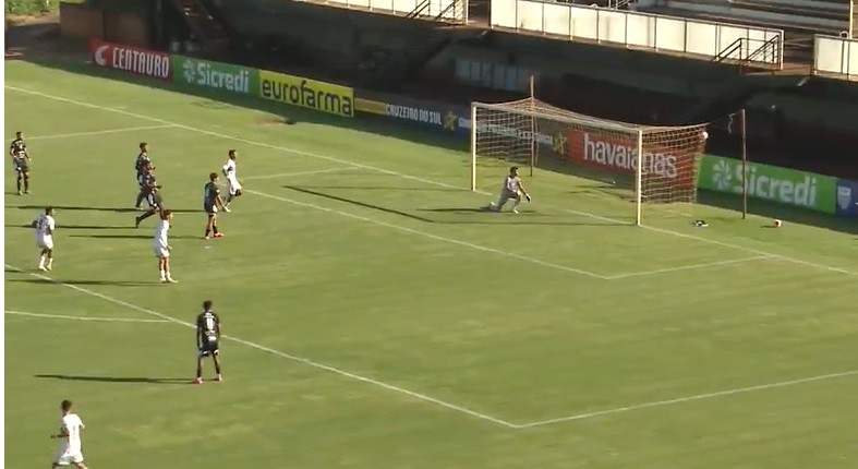 Gol de Marcus Vinicius, do Fast Clube, é eleito o mais bonito da segunda rodada da Copinha