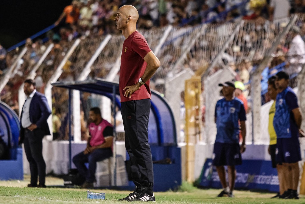 César Lucena elogia atuação do sub-20 do Sport em empate na estreia: “Feliz com o desempenho”