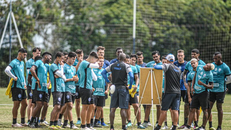 Diretor de futebol do CSA explica atraso de pagamentos e aguarda CBF para quitar salários