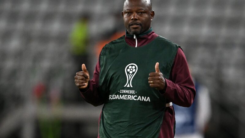 Fluminense se reúne nas Laranjeiras para iniciar busca por novo técnico; Marcão comanda contra Botafogo