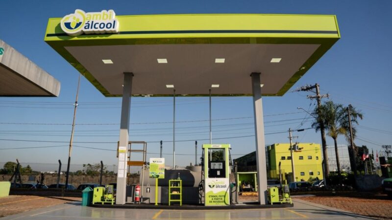 Ações da Ambipar desabam 10% com incertezas após mudança de CFO e emissão bilionária de debêntures