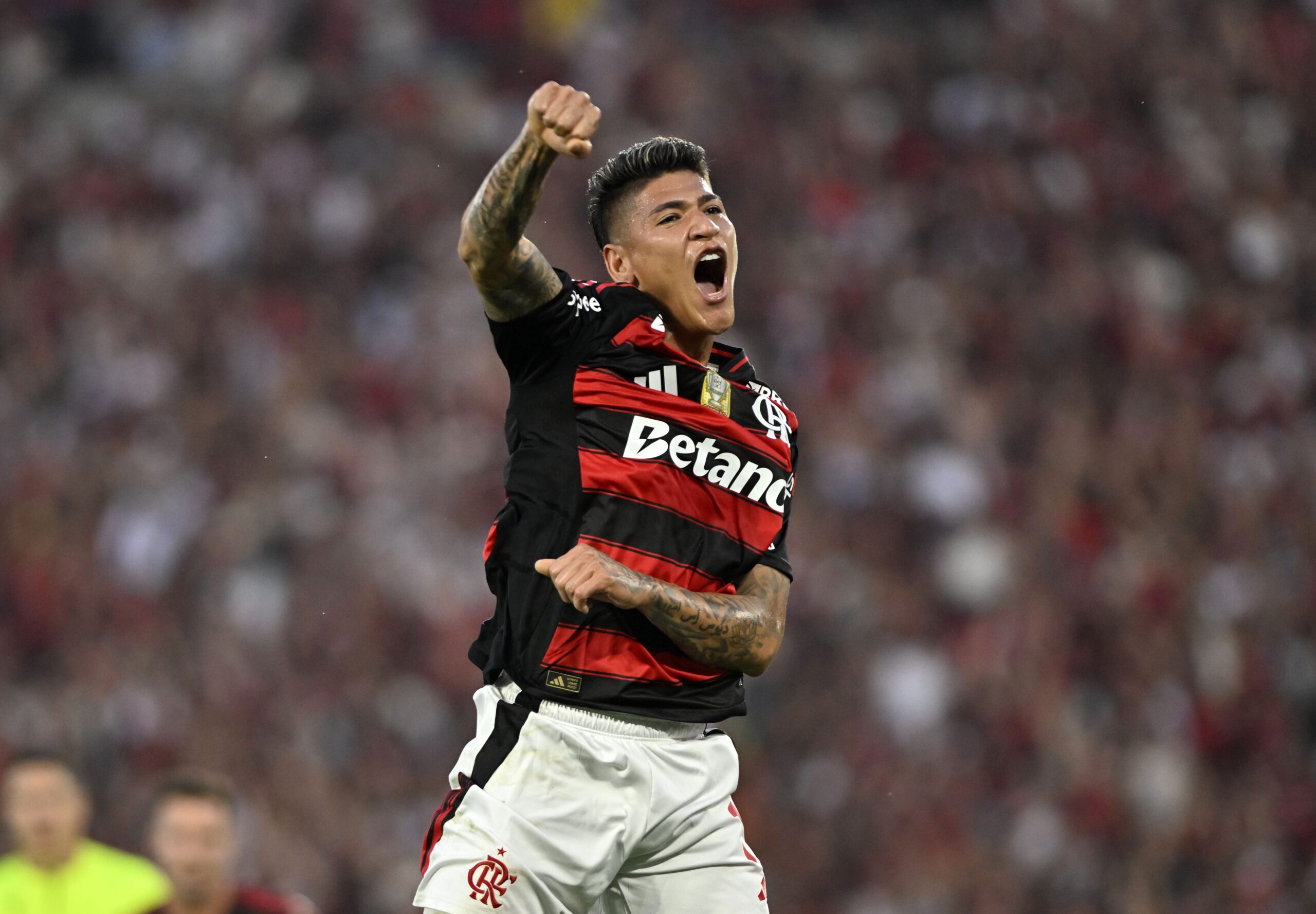 Carrascal aproveita chance e projeta mais espaço no Flamengo: “Me preparando para estar na melhor versão”