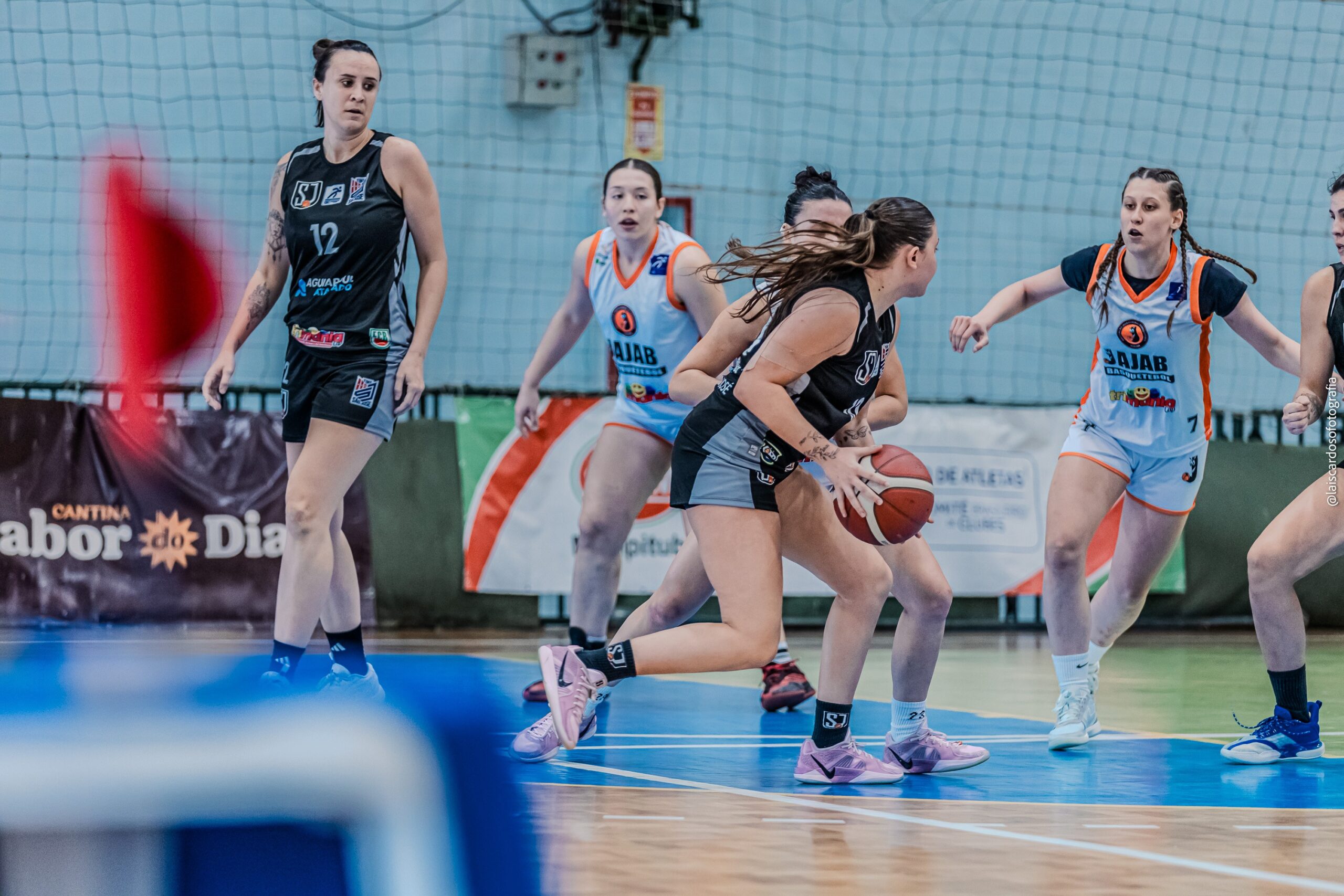 Catarinense de Basquete feminino chega ao 2º quadrangular de classificação