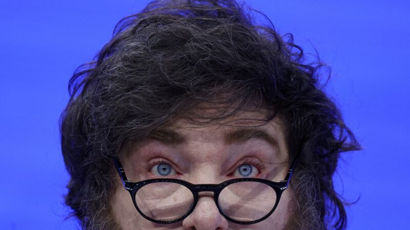 Mercados argentinos disparam após promessa de apoio econômico dos EUA