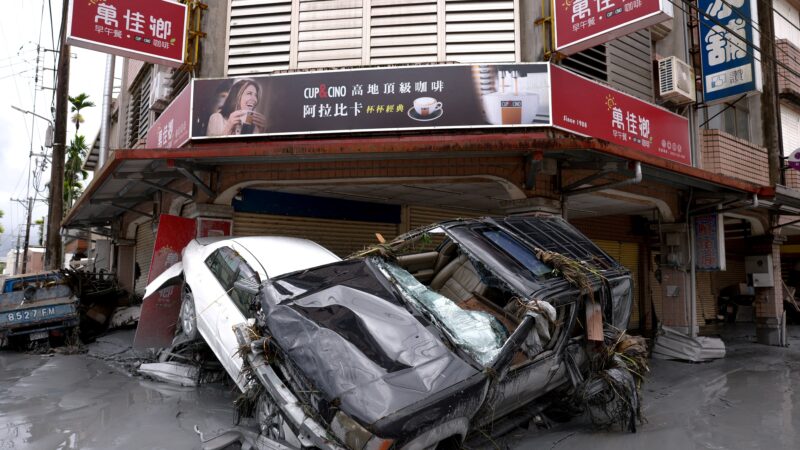 Supertufão causa mortes e destruição na Ásia; veja VÍDEO e FOTOS