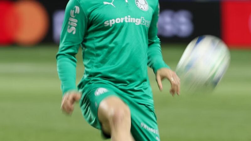 Escalação: Palmeiras treina no Allianz Parque e deve ter Giay como titular diante do River