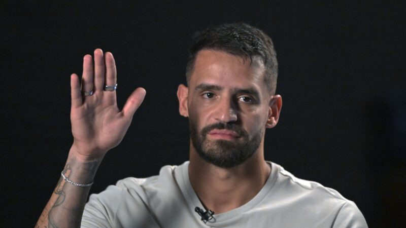 Corinthians fará homenagens a Renato Augusto antes de jogo contra o Flamengo