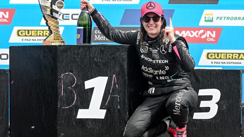 #NaPontadosDedos 263: Bia Figueiredo e o GP do Azerbaijão