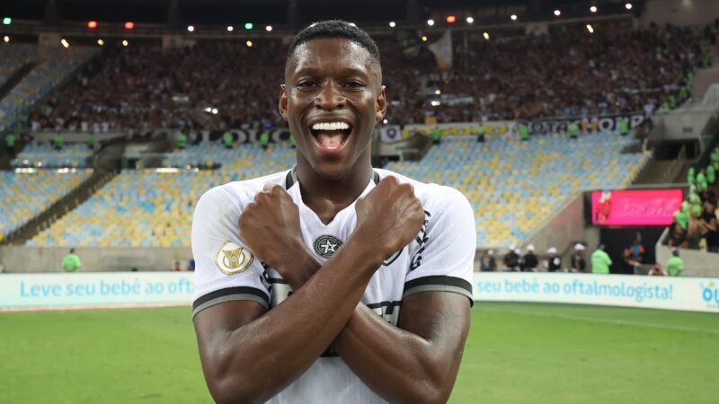 Botafogo é dono da maior sequência invicta diante do Fluminense no clássico; veja jogos