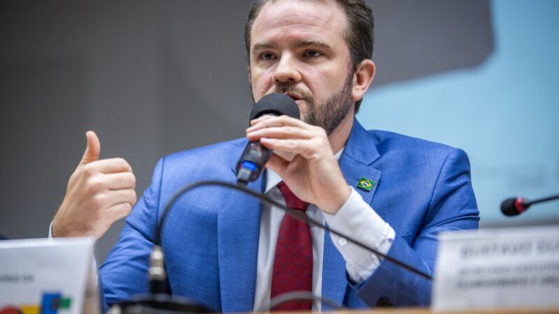 Fazenda ‘não vê com bons olhos’ ajuda aos Correios com aportes do Tesouro, diz secretário