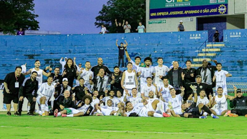 Comercial supera limites para honrar torcida e tradição; análise