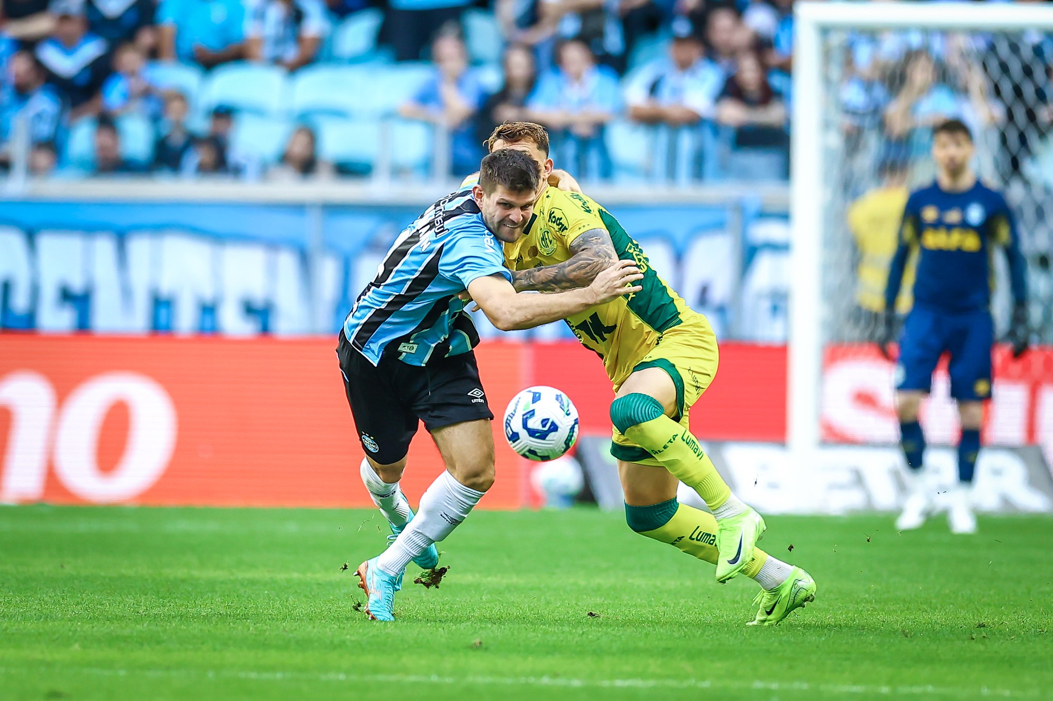 Grêmio anunciará renovação de Kannemann em breve